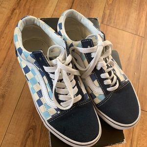 Old skool checkered Vans